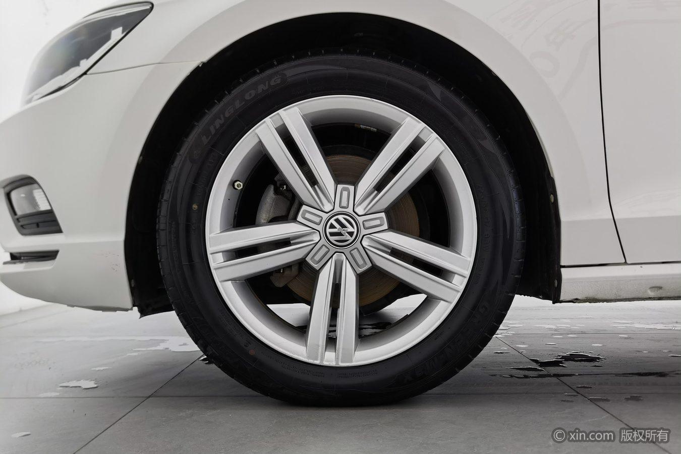 Volkswagen Lamando 2015 280TSI DSG Comfort