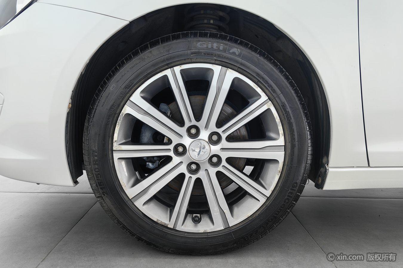 Peugeot 408 2016 1.6T AT Luxury