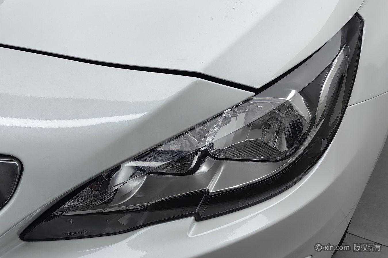Peugeot 408 2016 1.6T AT Luxury