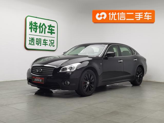 Infiniti Q70 2013 года выпуска