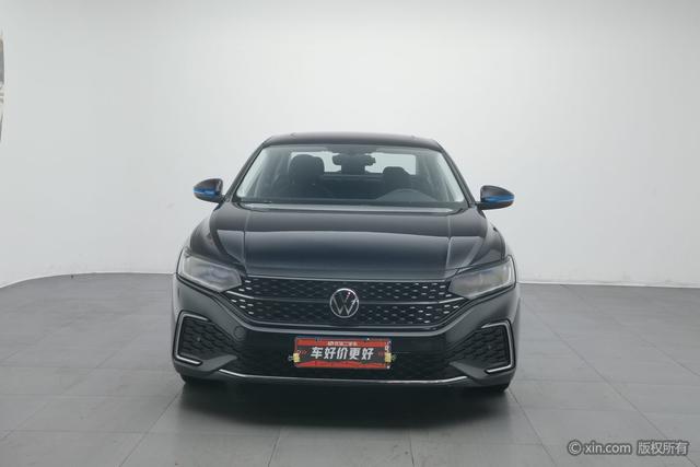 Volkswagen Passat 2022 Черный из Китая