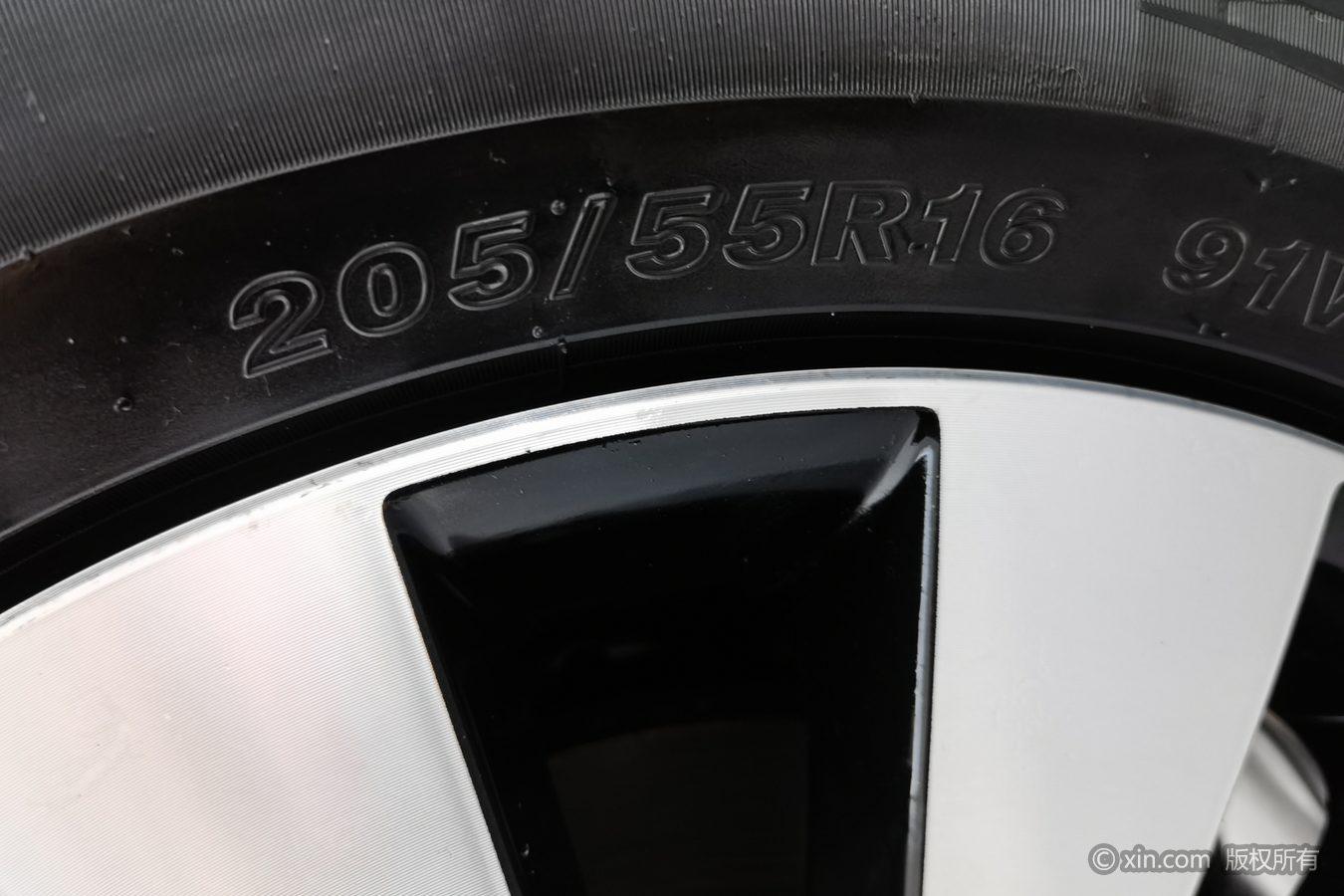 Volkswagen Sagitar 2017 1.6L AT Comfort