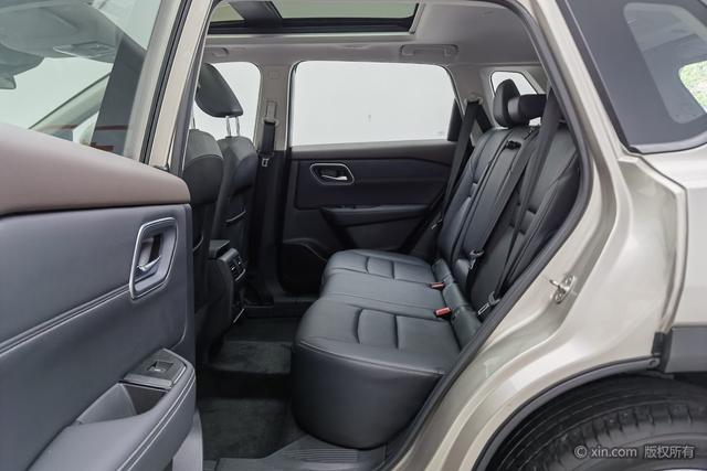 Nissan X-Trail 2023 e-POWER 4 WD — фото 18