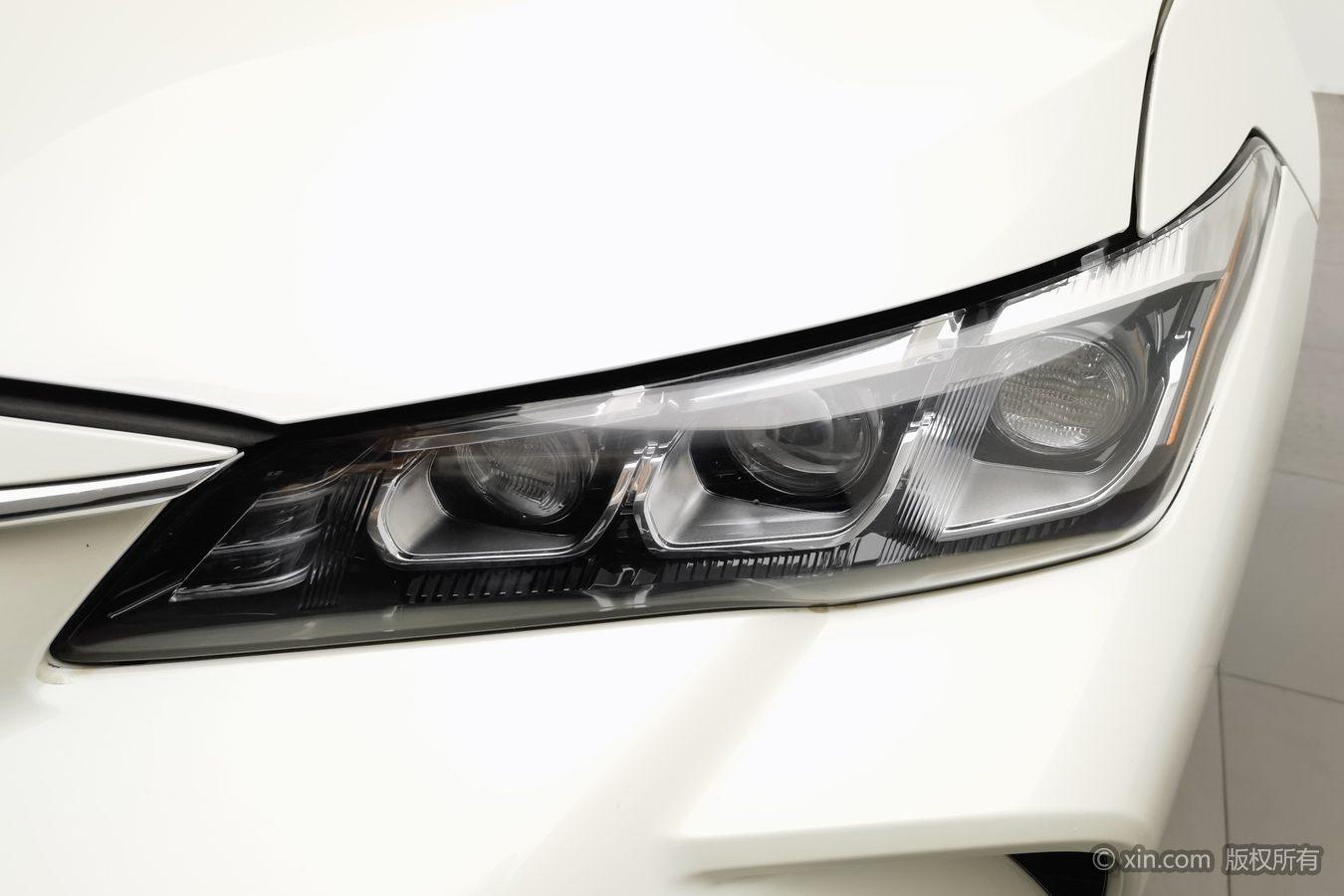 Toyota Avalon 2019 2.0L XLE Premium VI