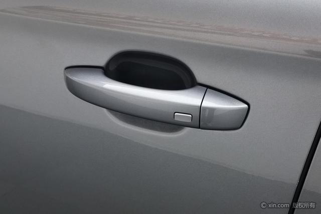Roewe i5 2021 1.5 L CVT — фото 8