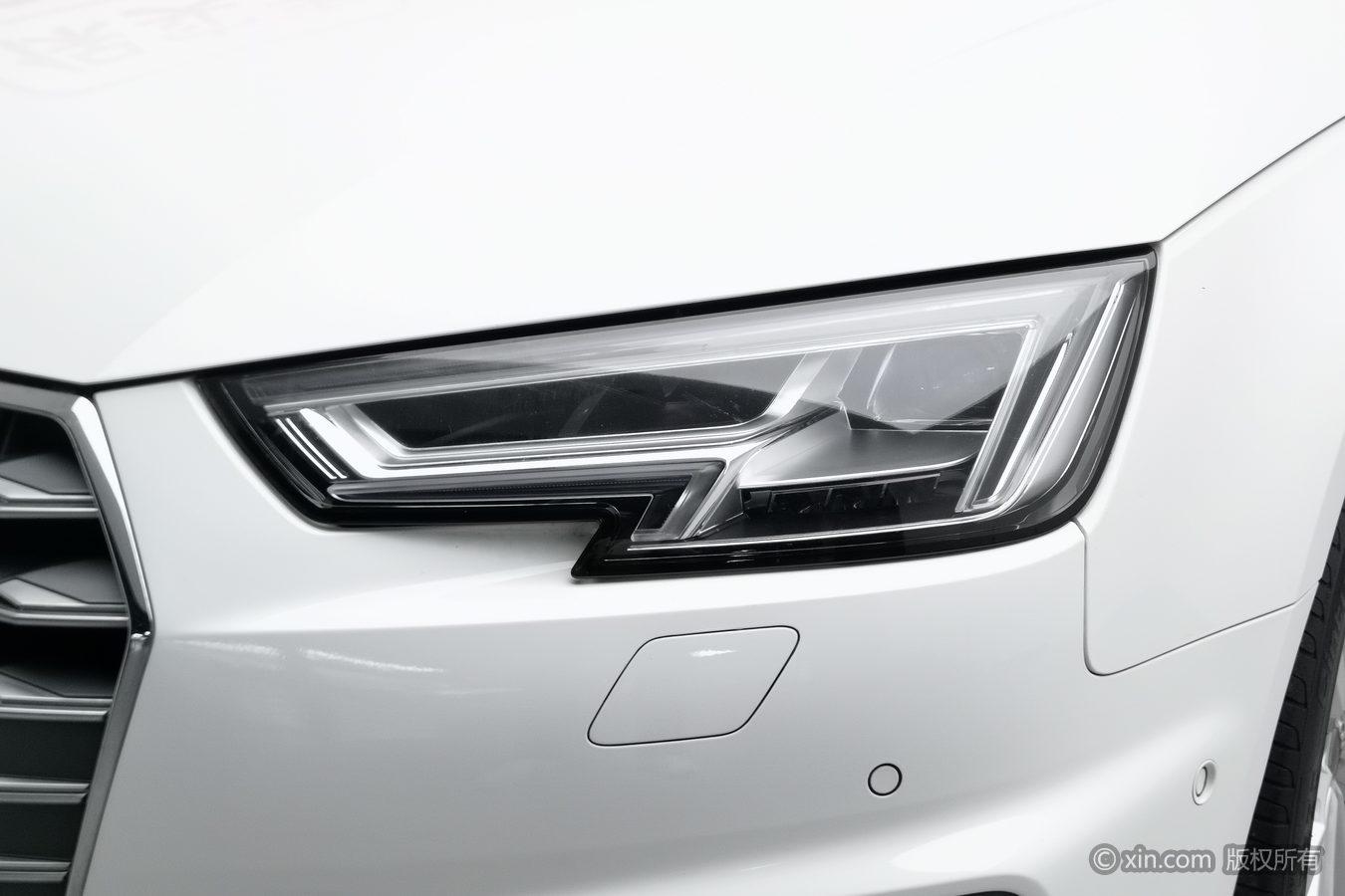 Audi A4L 2019 40 TFSI Fashion VI