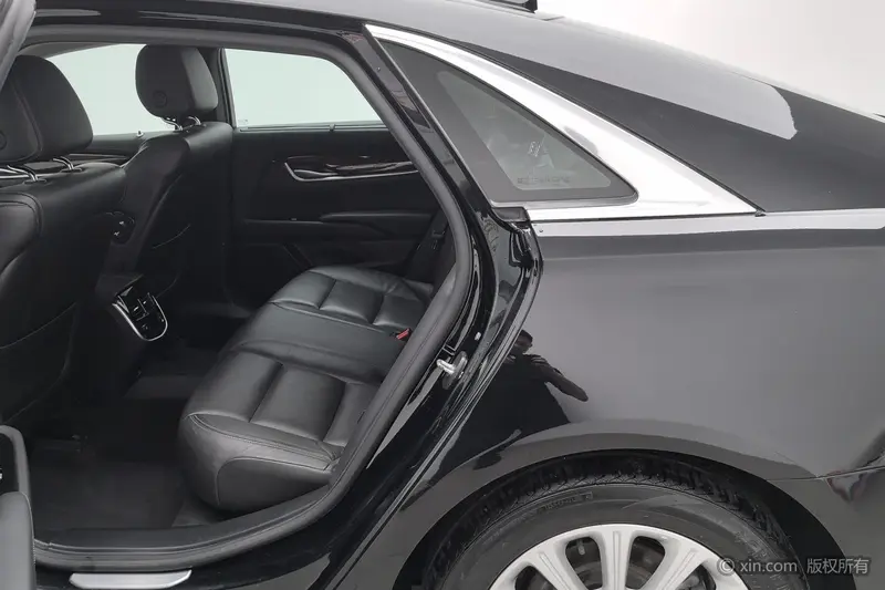 Cadillac XTS 28 T Luxury — фото 14
