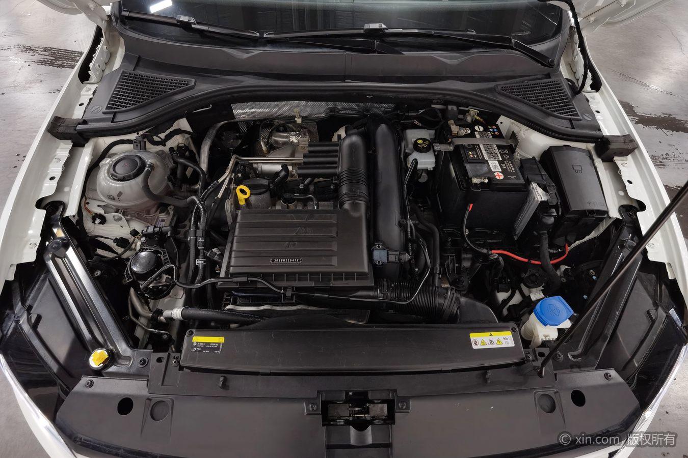 Volkswagen Bora id 4438185 из Китая 17