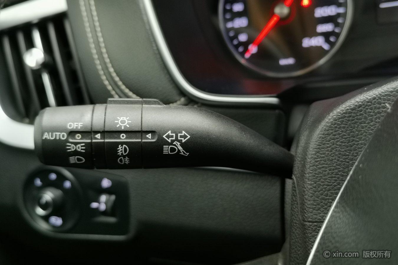 Roewe RX5 — фотографии объявления, Фото 25