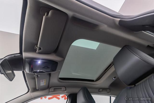 Peugeot 408 X 2023 1.6 T — фото 20