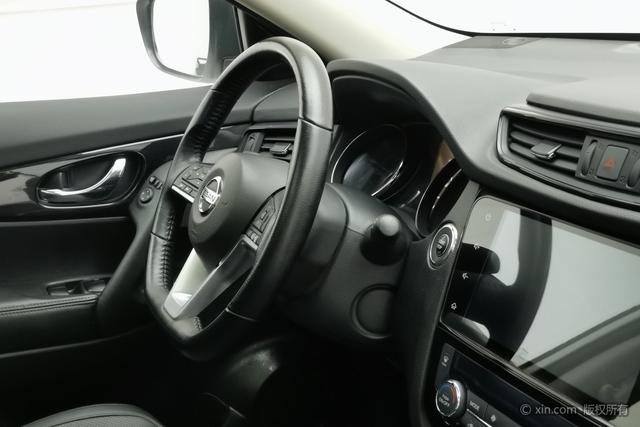 Nissan X-Trail 2023 2.0 L 2 WD — фото 8
