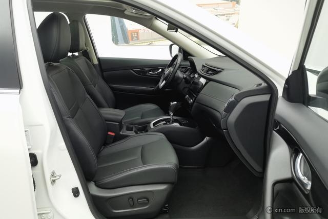 Nissan X-Trail 2023 2.0 L 2 WD — фото 19