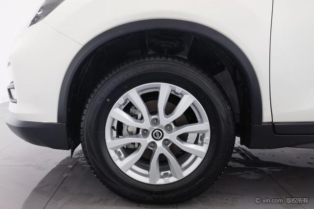 Nissan X-Trail 2023 2.0 L 2 WD — фото 9