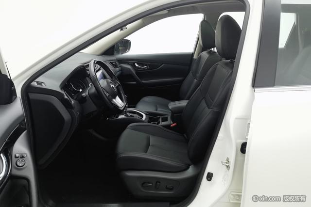 Nissan X-Trail 2023 2.0 L 2 WD — фото 17