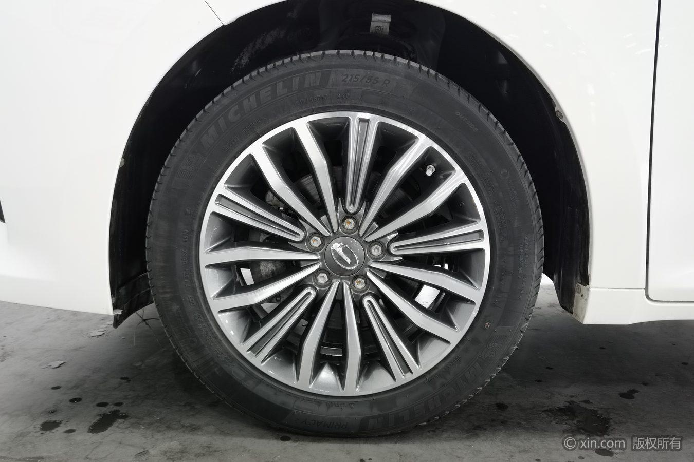 GAC M6 2019 270T AT Premium 6 мест V