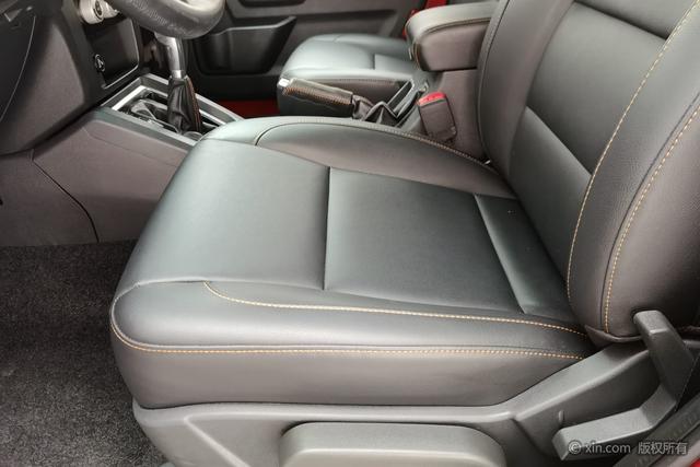 BAIC BJ40 2016 40 L 2.3 T AT 2 WD — фото 19