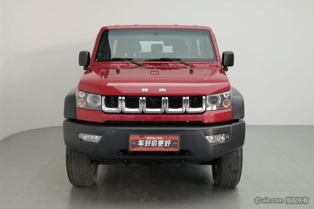 BAIC BJ40 2016 40 L 2.3 T AT 2 WD — фото 2
