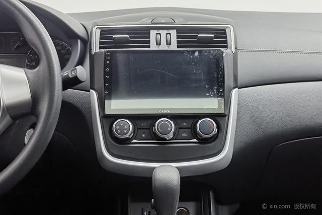 Nissan TIIDA 2024 1.6 L CVT — фото 10