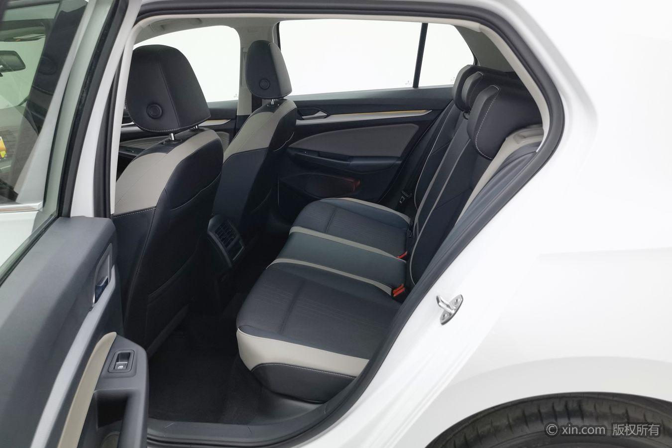 Volkswagen Golf id 4437892 из Китая 13