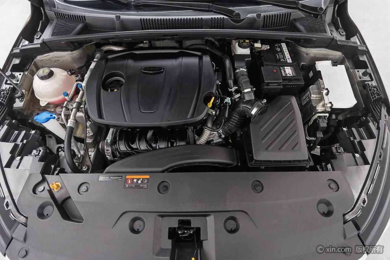 Geely Emgrand 2023 4 Champion 1.5L MT Luxury