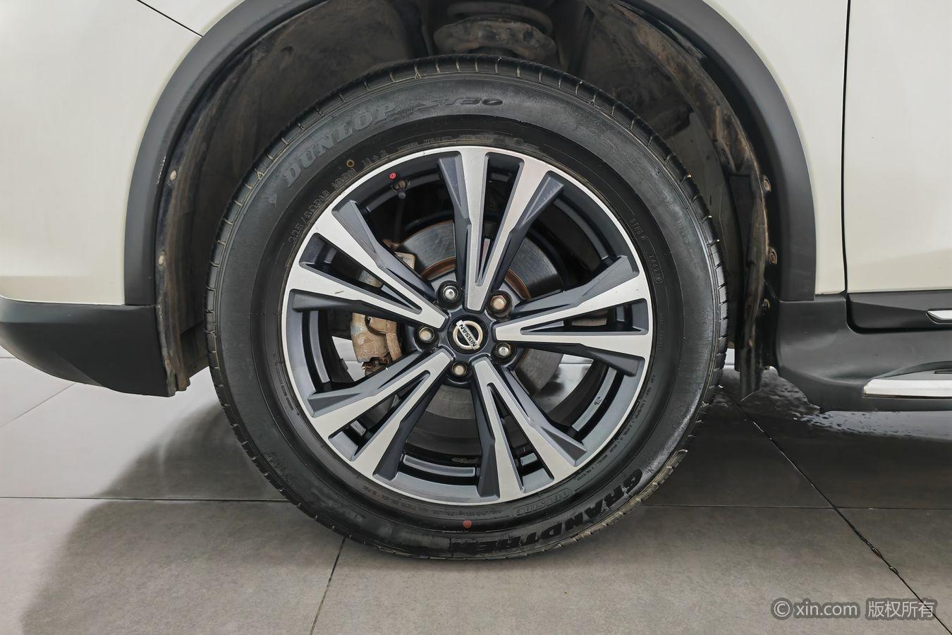 Nissan X-Trail 2017 2.5L CVT Luxury 4WD