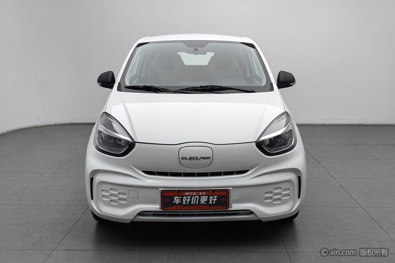 Roewe Clever 2021 302km мест