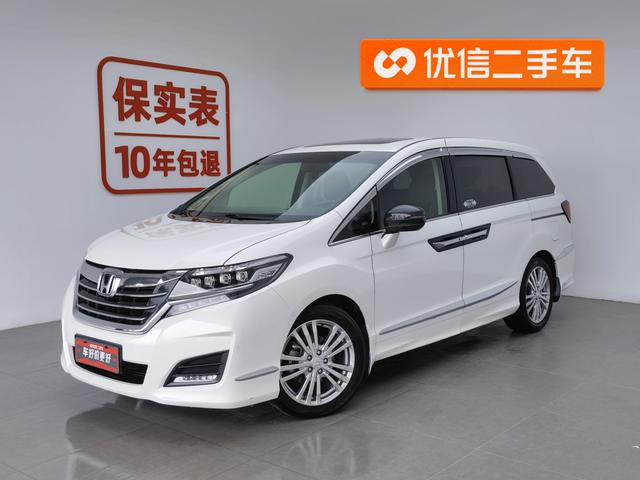 Honda Elysion 2016 года выпуска