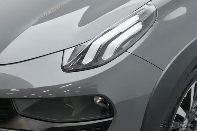 Lynk & Co 02 2019 2.0 T AT 2 WD Pro VI — фото 7