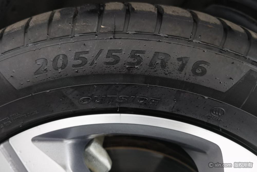 Geely Emgrand L HiP, фото 11