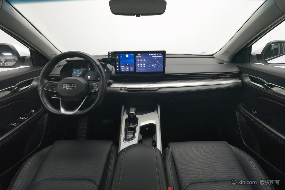 Geely Emgrand L HiP, фото 12