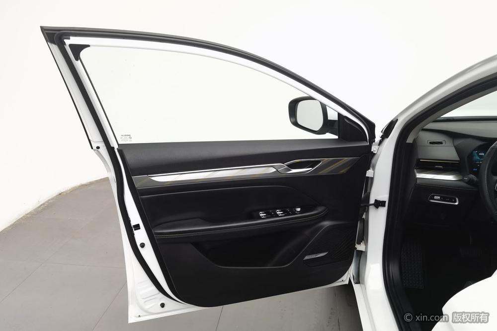 Geely Emgrand L HiP, фото 22
