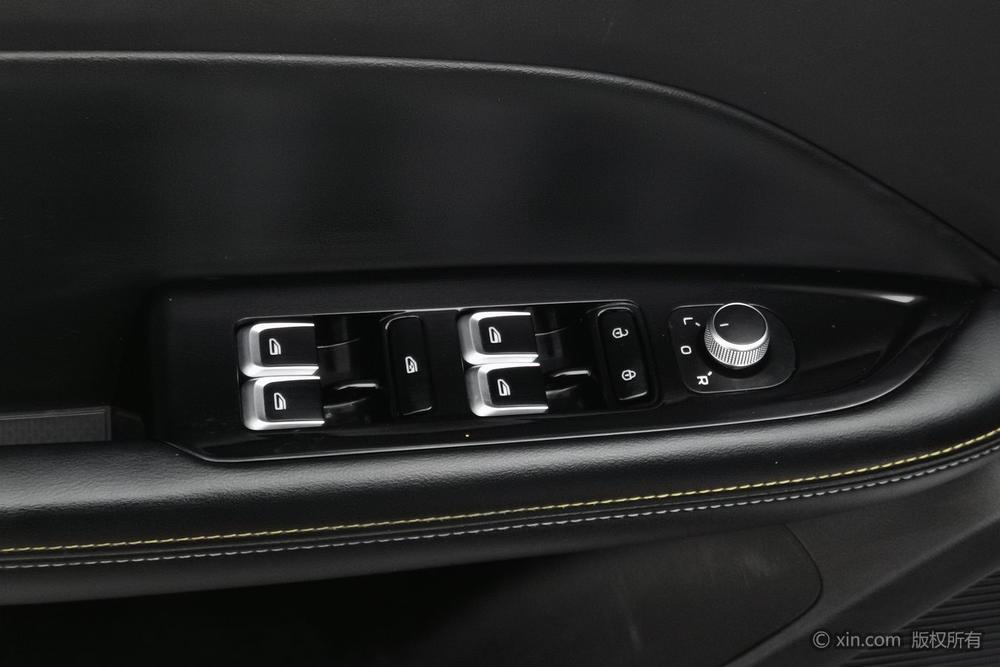 Geely Emgrand L HiP, фото 23