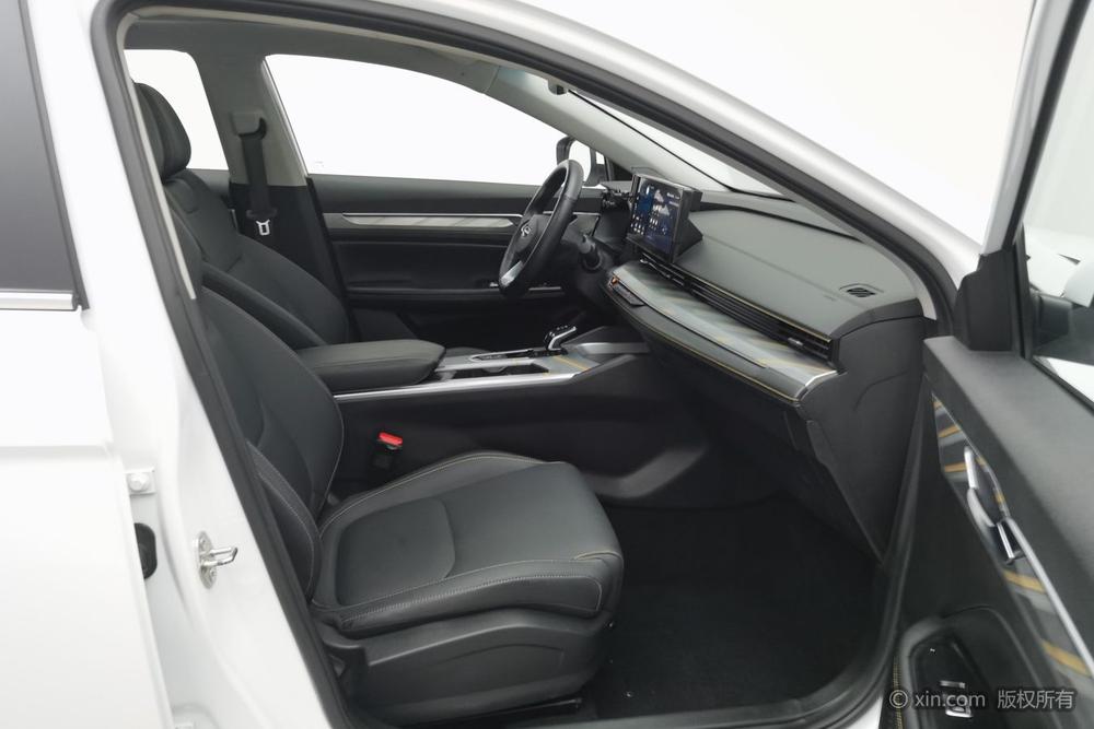 Geely Emgrand L HiP, фото 25