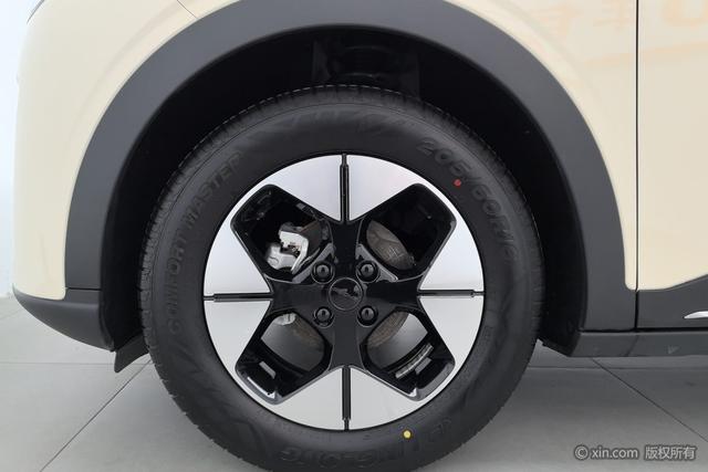 Geely Galaxy Xingyuan 2025 UP 410km — фото 7