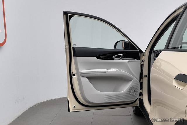 Geely Galaxy Xingyuan 2025 UP 410km — фото 20