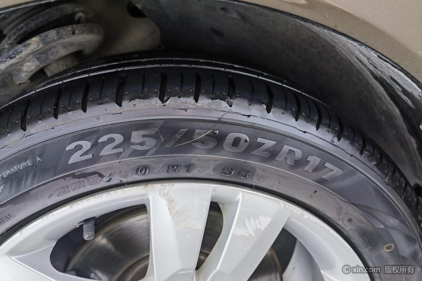Peugeot 3008 2013 1.6THP AT