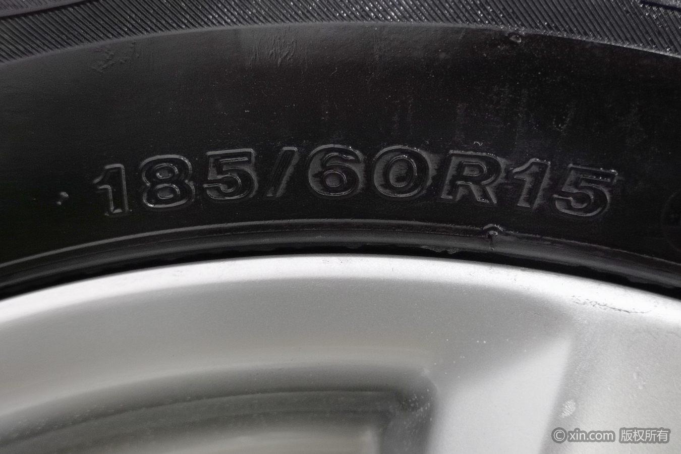 Volkswagen Polo 2011 1.4L AT