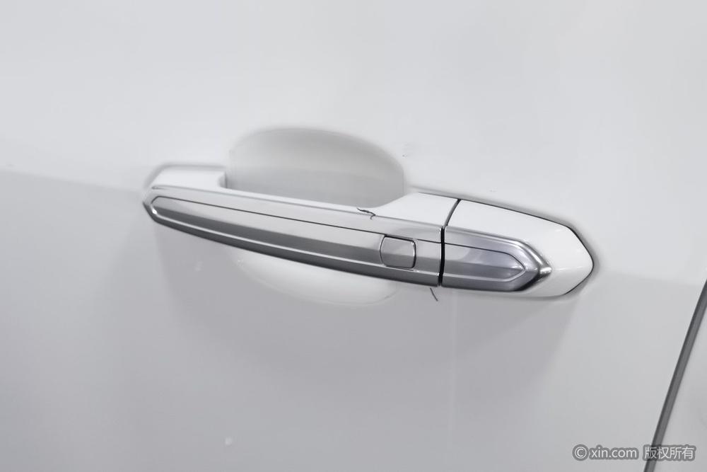 Заказать Cadillac Cadillac ATS-L 2017 года за 3 949 836 ₽  из Китая