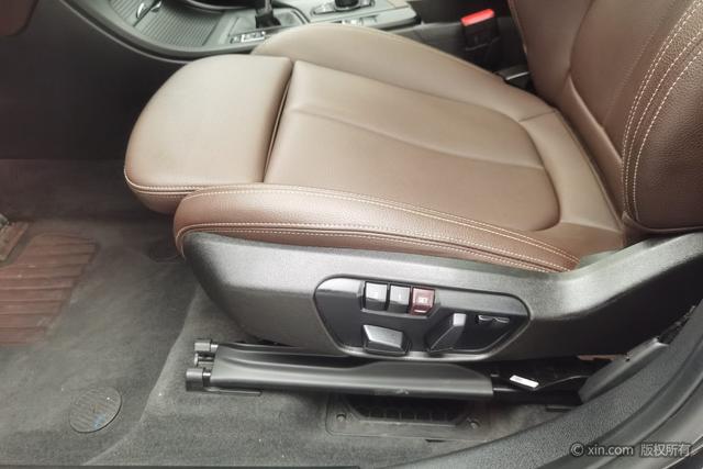 BMW X1 2020 s Drive 20 Li — фото 19