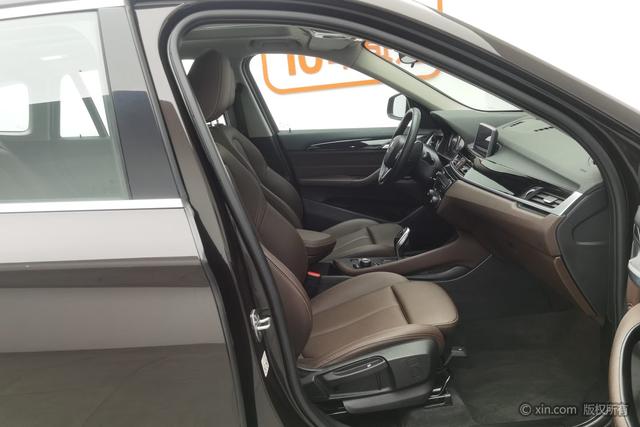 BMW X1 2020 s Drive 20 Li — фото 11