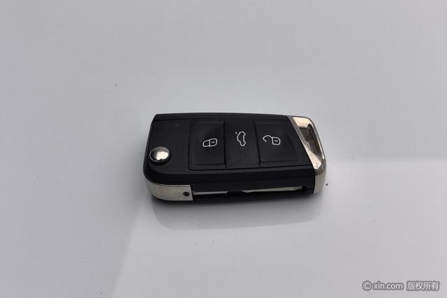 Volkswagen Sagitar 2019 280 TSI DSGComfort VI — фото 6