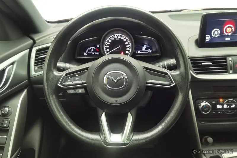 Mazda CX-4 — фото 9