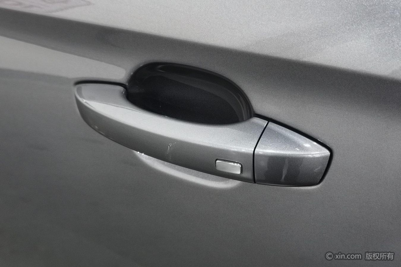 Roewe i5 2021 1.5L MT