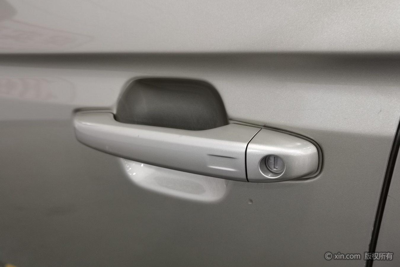 Geely Boyue 2016 2.0L MT