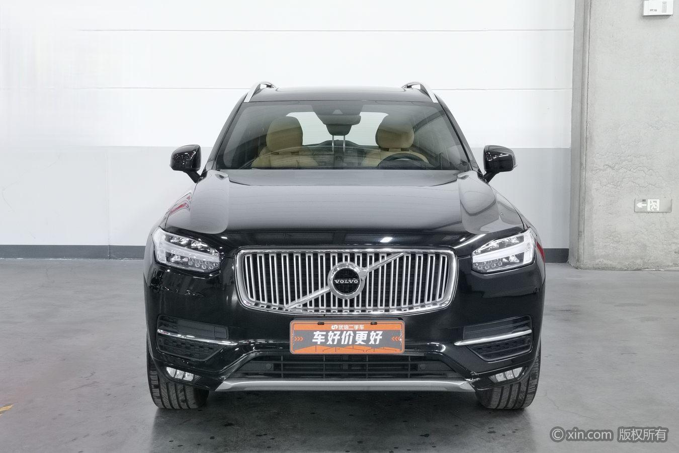 Volvo XC90 2018 T6 5 мест