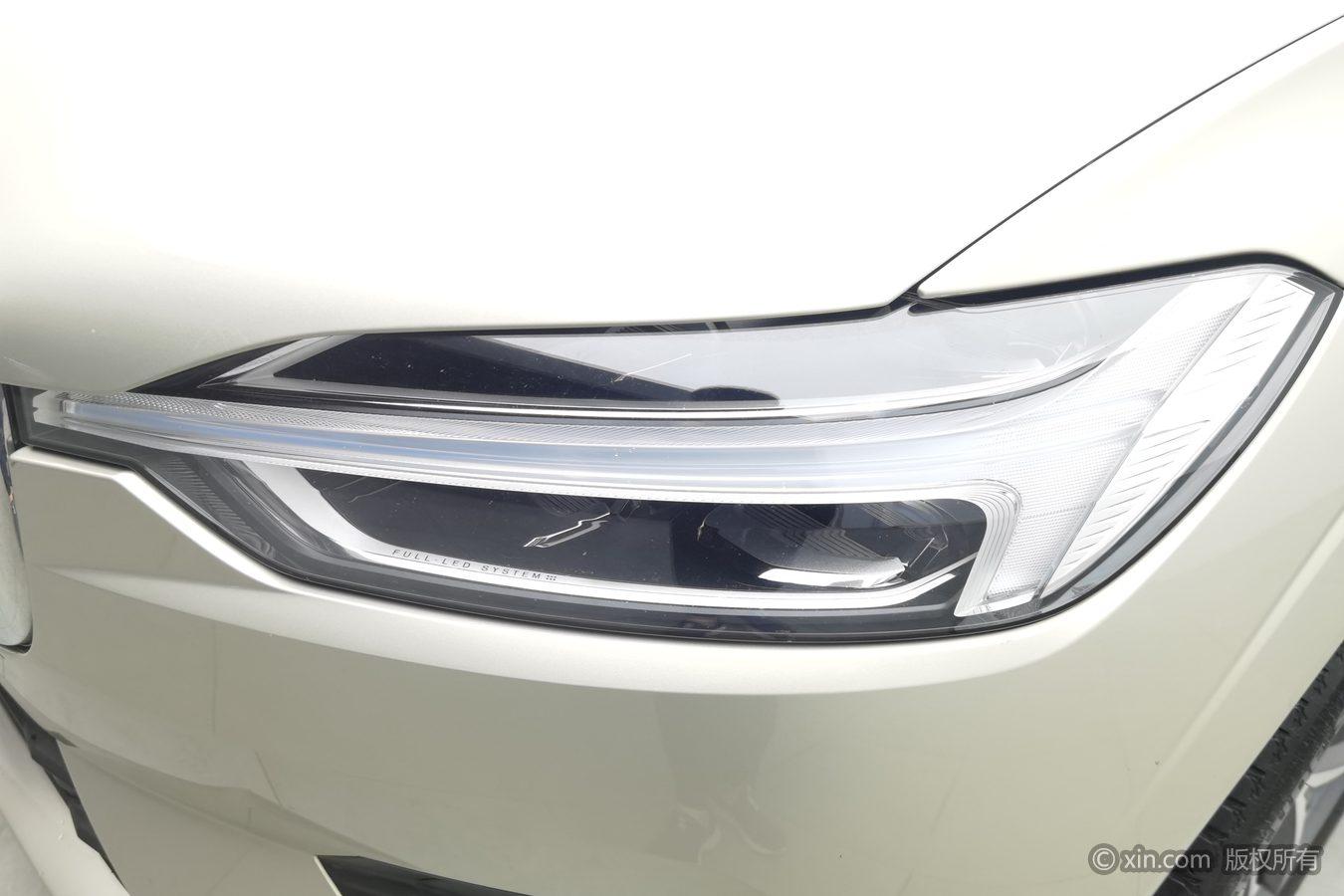 Volvo XC60 2019 T5 V