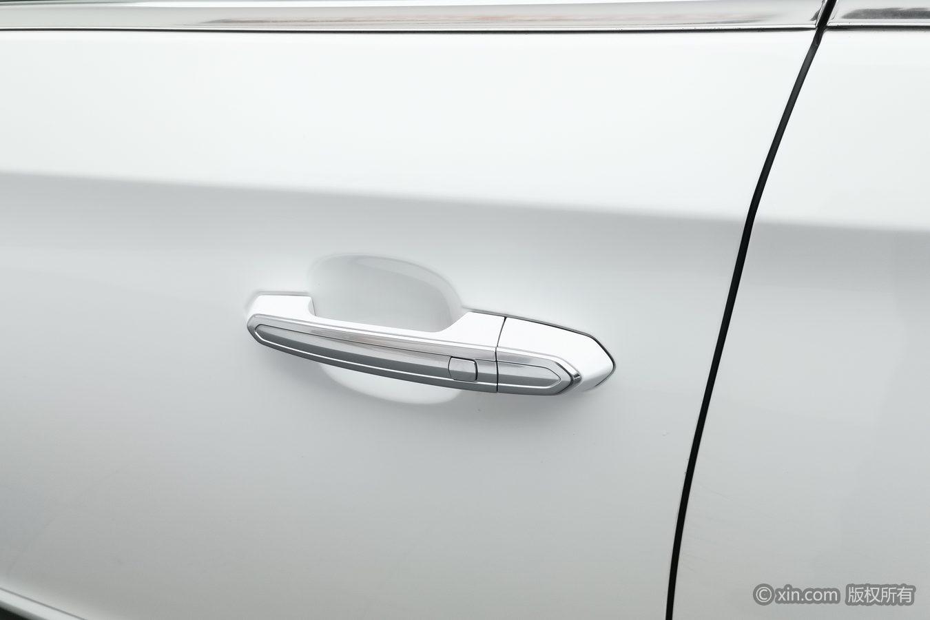 Cadillac XTS 2018 28T