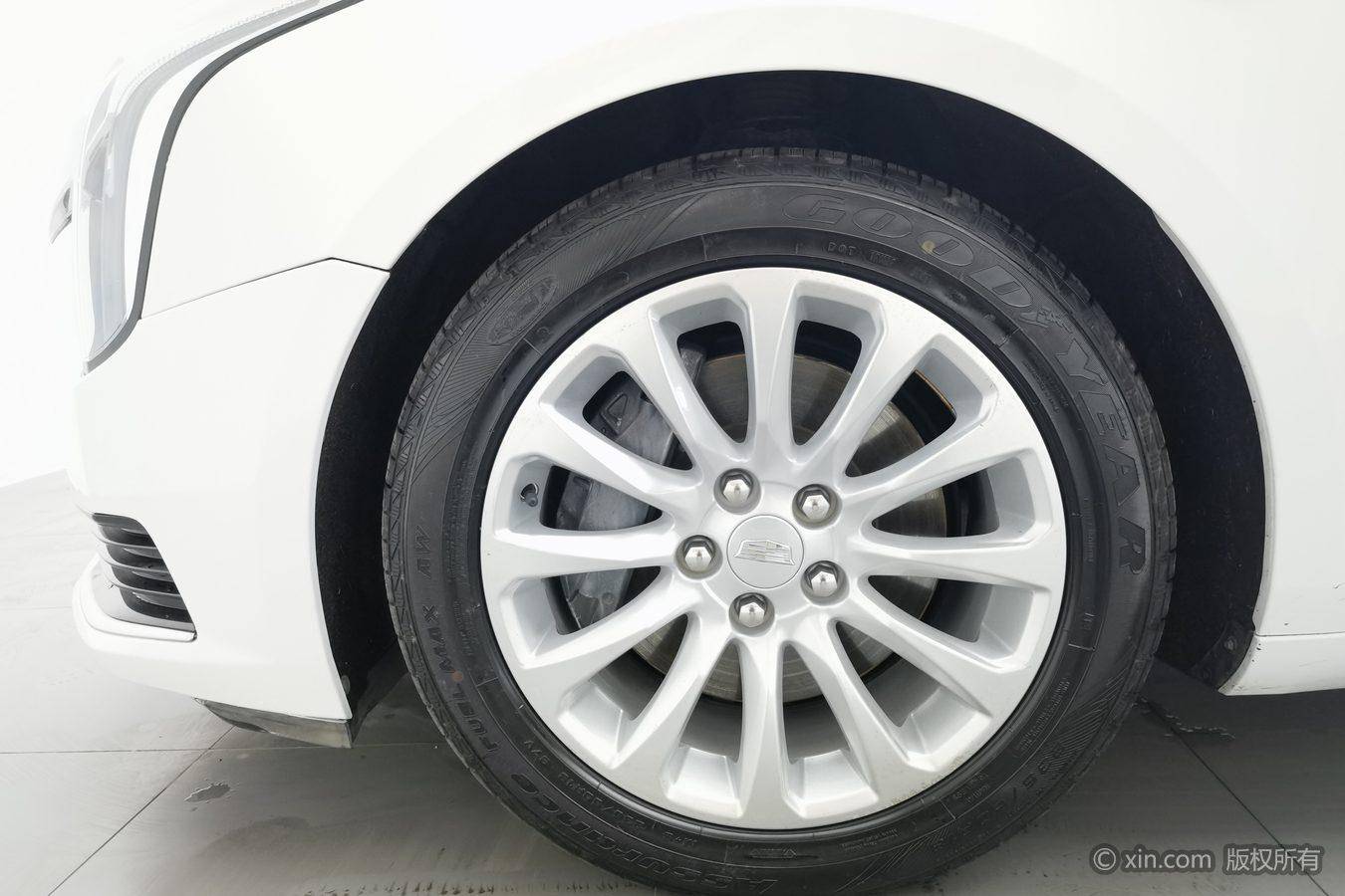 Cadillac XTS 2018 28T