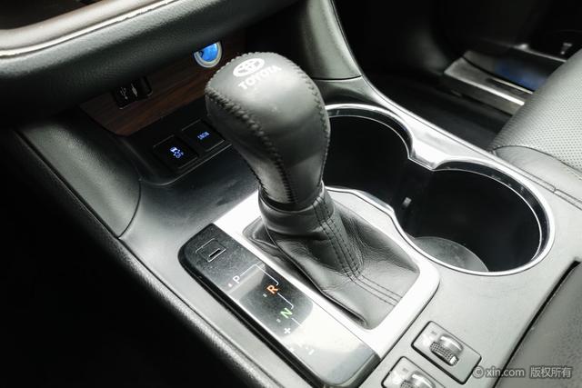 Toyota Highlander 2015 2.0 T 4 WD 7 — фото 15