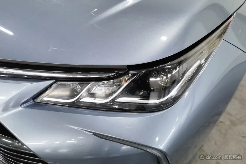 Toyota Corolla 1.8 L E-CVT Elite — фото 5